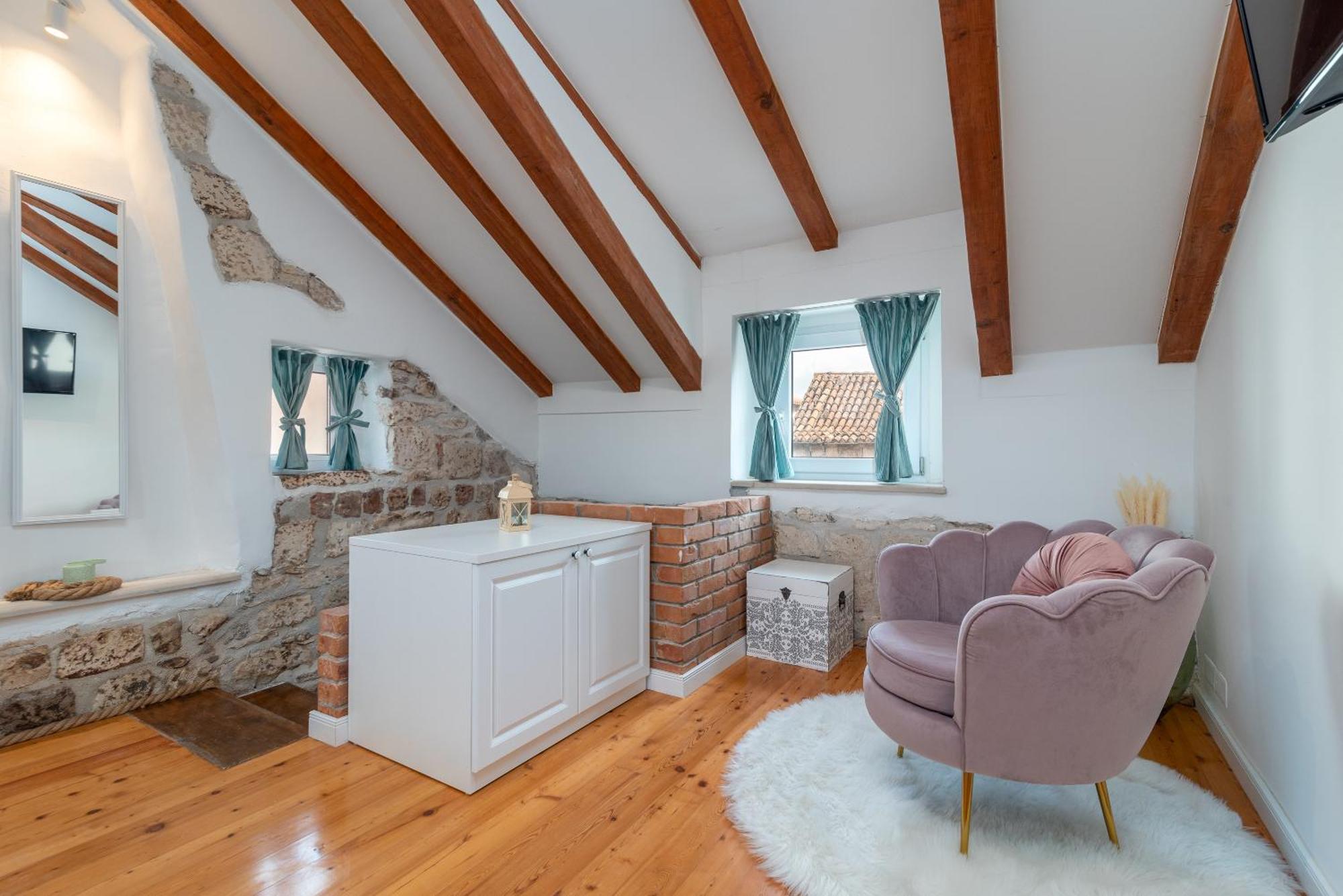 Semesterbostad Manero Trogir
